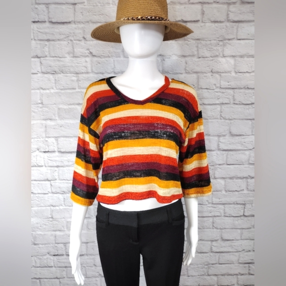 Retro Knit Cropped Cutout Shoulder Tee